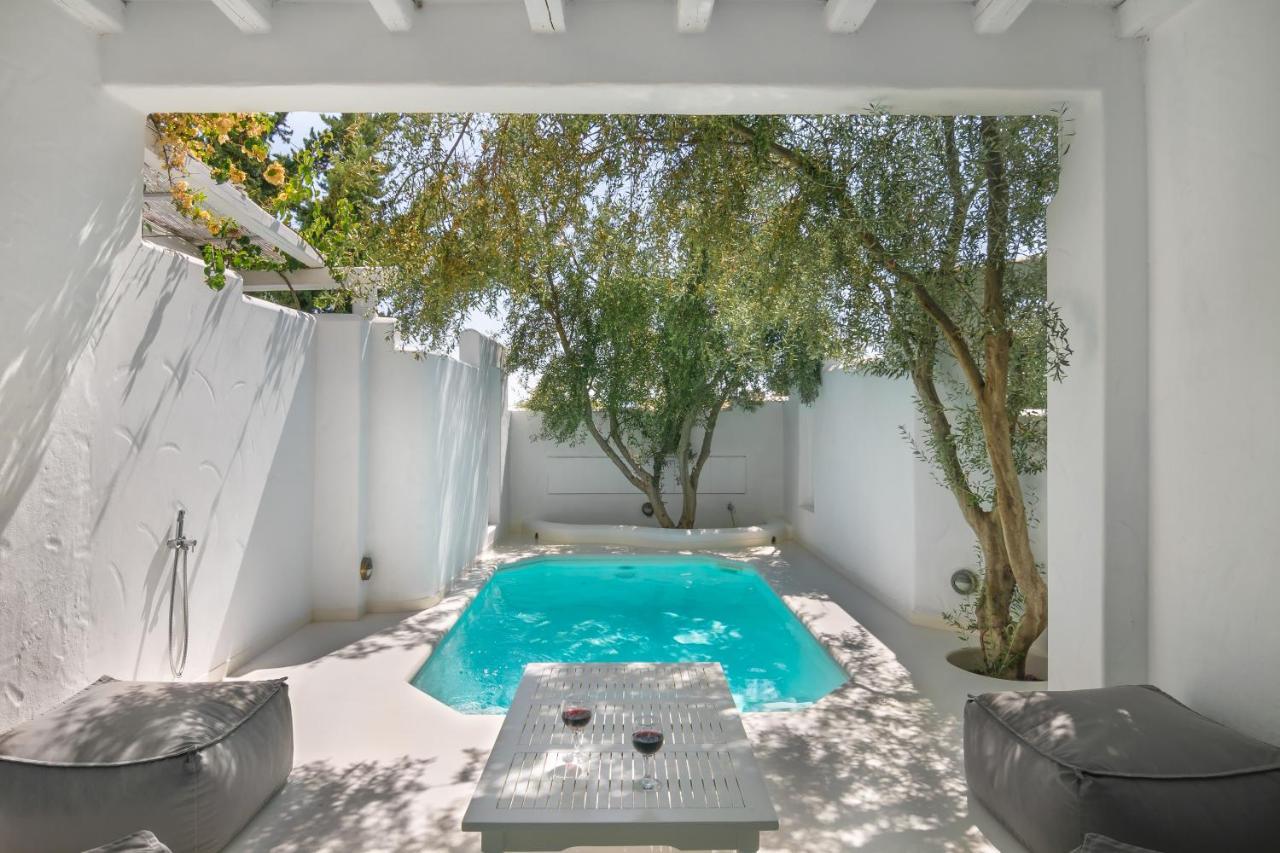 Thalassitra Private Pool Suites 阿达玛斯 外观 照片